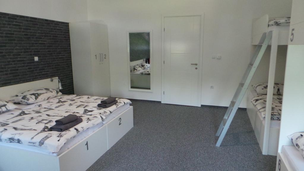 Hostel Levicki Slavonski Brod Kamer foto
