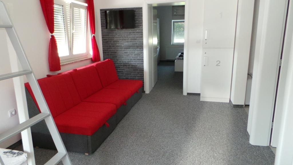 Hostel Levicki Slavonski Brod Kamer foto