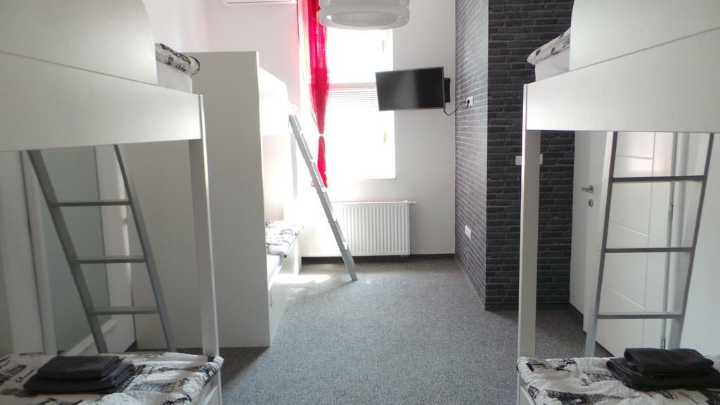 Hostel Levicki Slavonski Brod Kamer foto