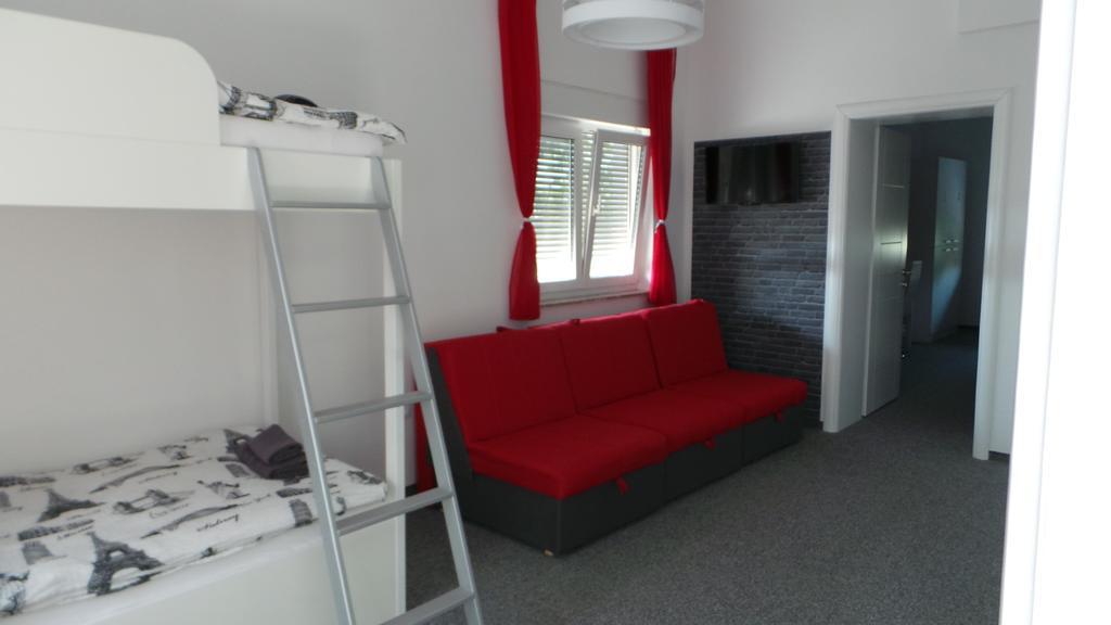 Hostel Levicki Slavonski Brod Kamer foto