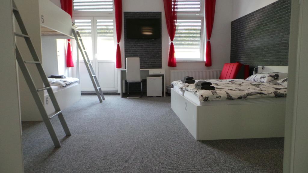 Hostel Levicki Slavonski Brod Kamer foto